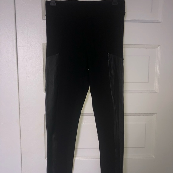 Dynamite Black pants with Leather strip - Picture 1 of 2